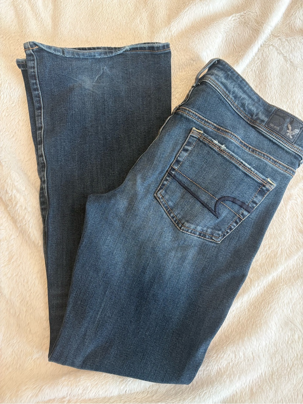 Women’s American Eagle Outfitters Bootcut Jeans in Dark Blue Wash